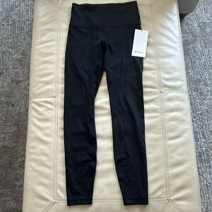 Lululemon Wunder Train Ribbed HR Tight 28” (Size 6)